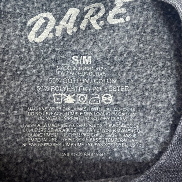 D.A.R.E. To Keep Kids Off Drugs Graphic Sweatshirt Mens Small Gray - Picture 7 of 7
